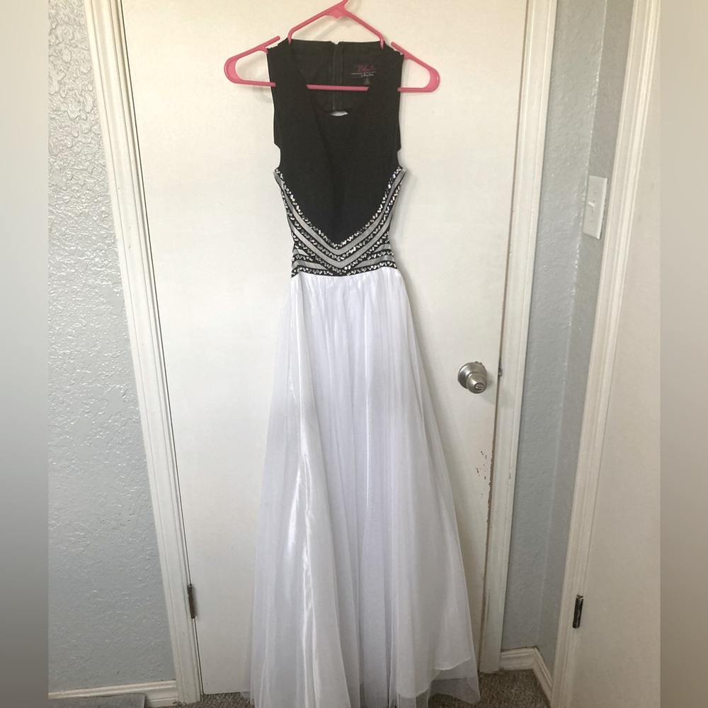 Women’s formal dress